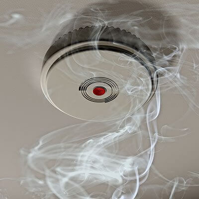 How to Know When Your Smoke Detector Needs Replacing