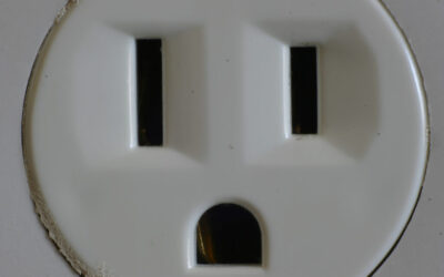 4 Signs It’s Time to Replace Your Electrical Outlets